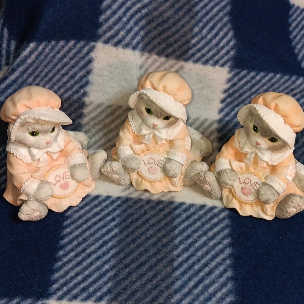 Vintage Calico kittens "Love" set of 3 Priscilla Hillman Enesco